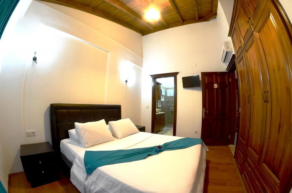 Masli̇na Otel 3*