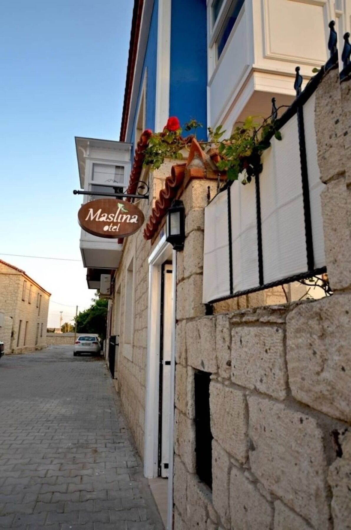 Masli̇na Otel İzmir