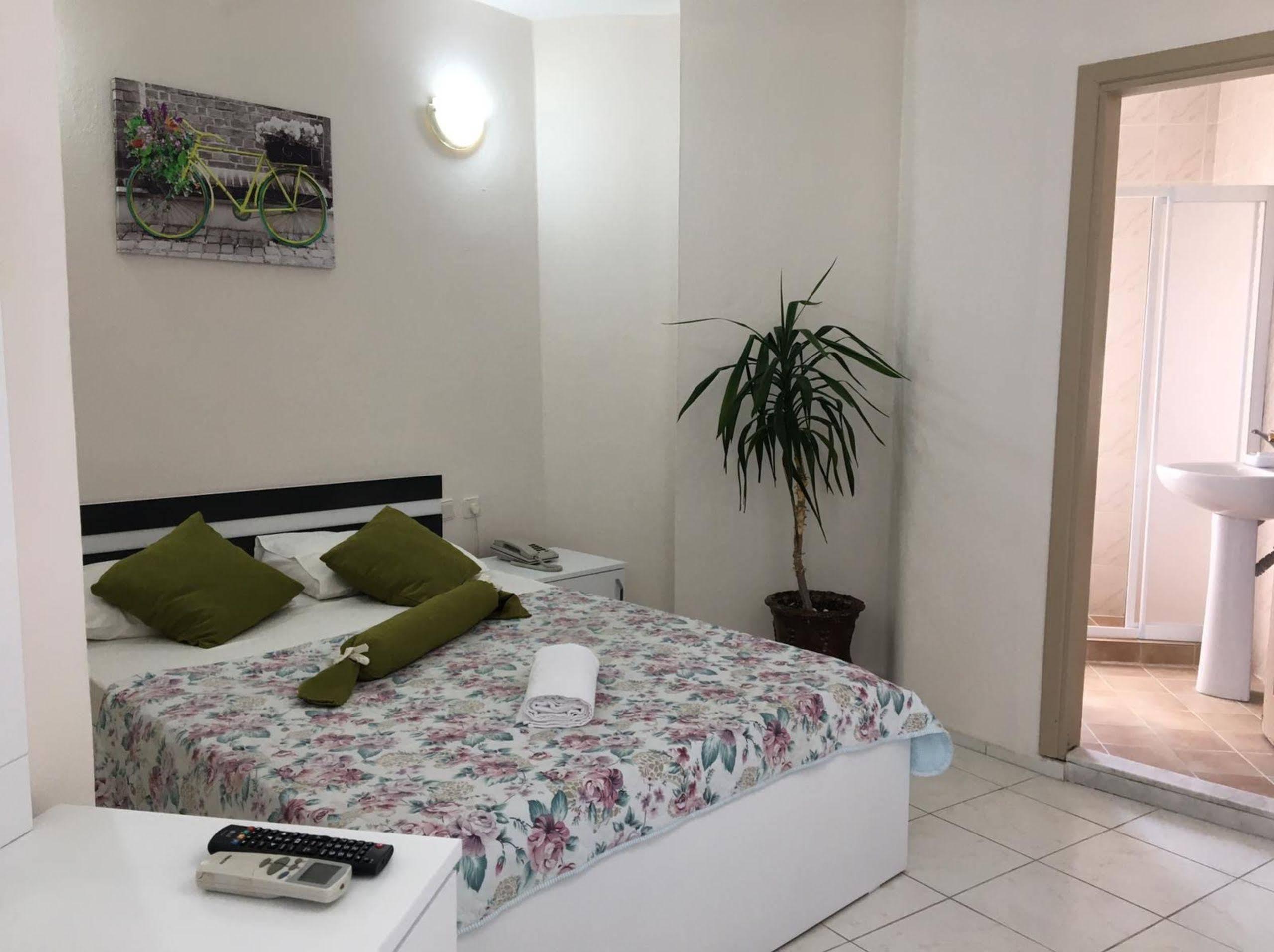 Masli̇na Otel 3*